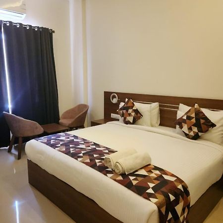 Отель Le Sanara Residency Thanniyam Экстерьер фото
