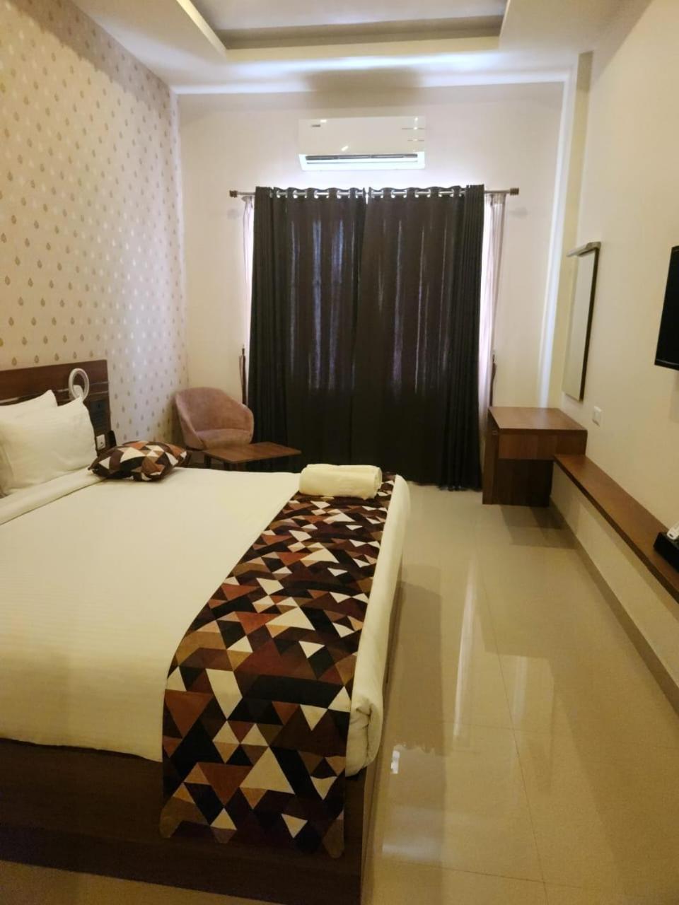 Отель Le Sanara Residency Thanniyam Экстерьер фото