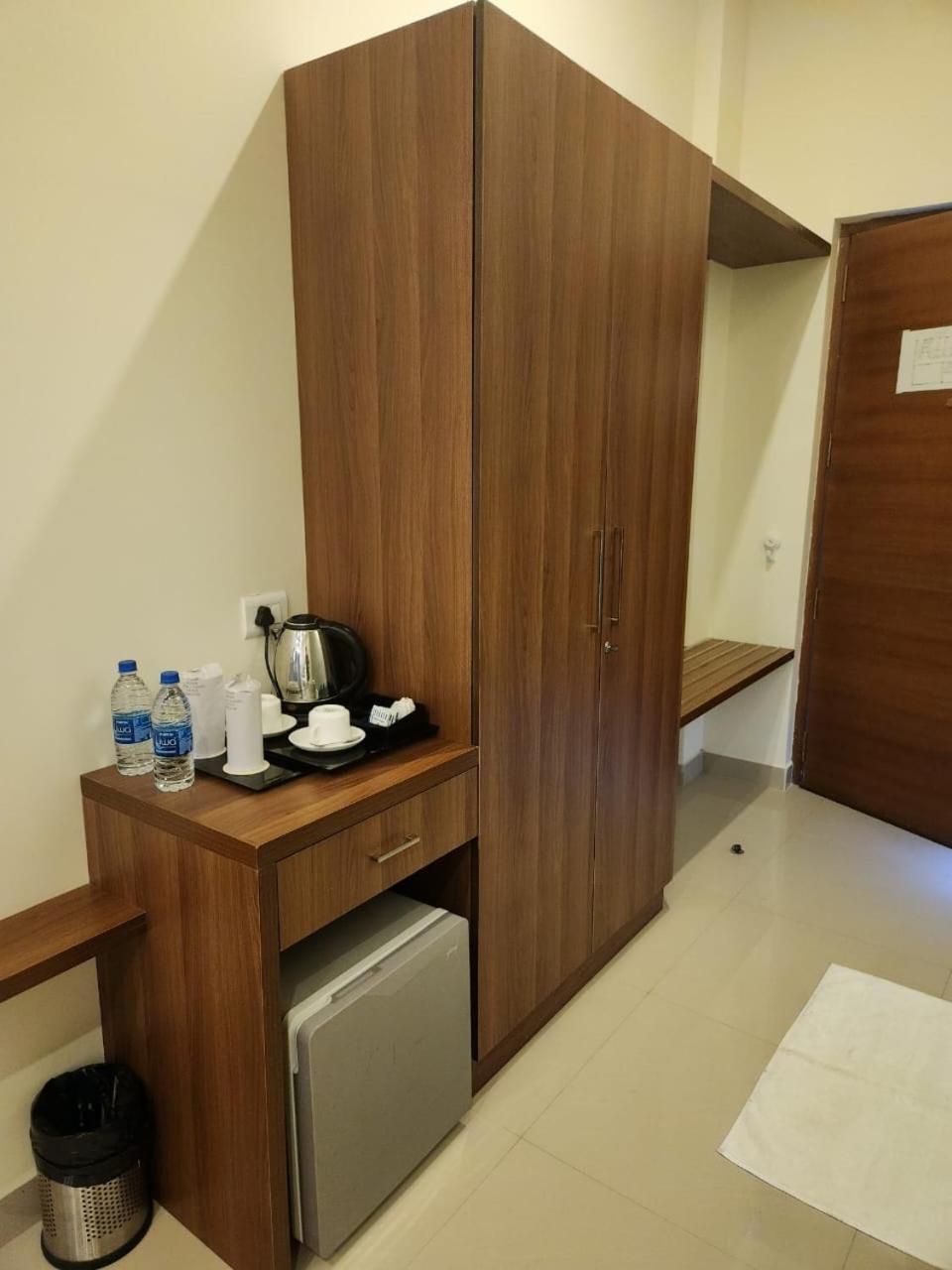 Отель Le Sanara Residency Thanniyam Экстерьер фото